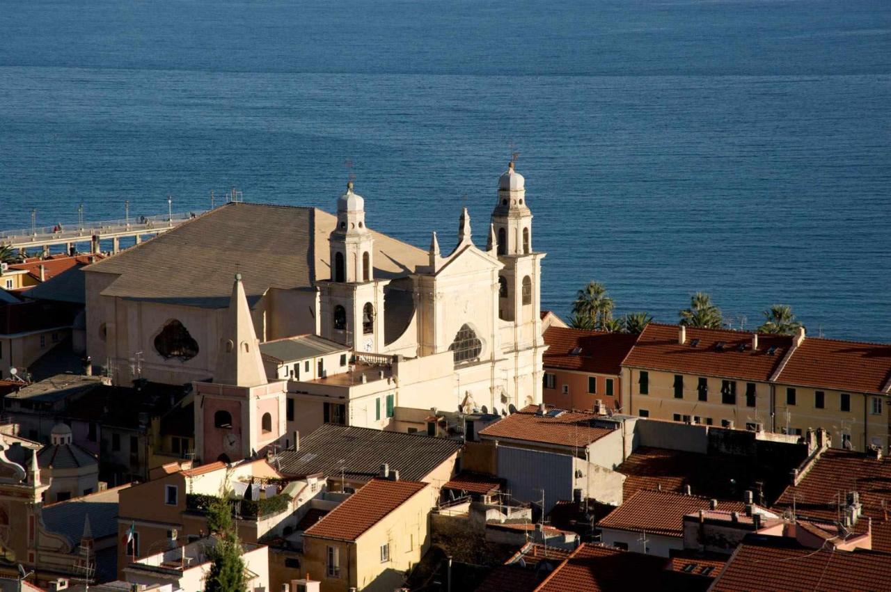 Fornaci 9 Rivieraholiday Pietra Ligure Exterior foto