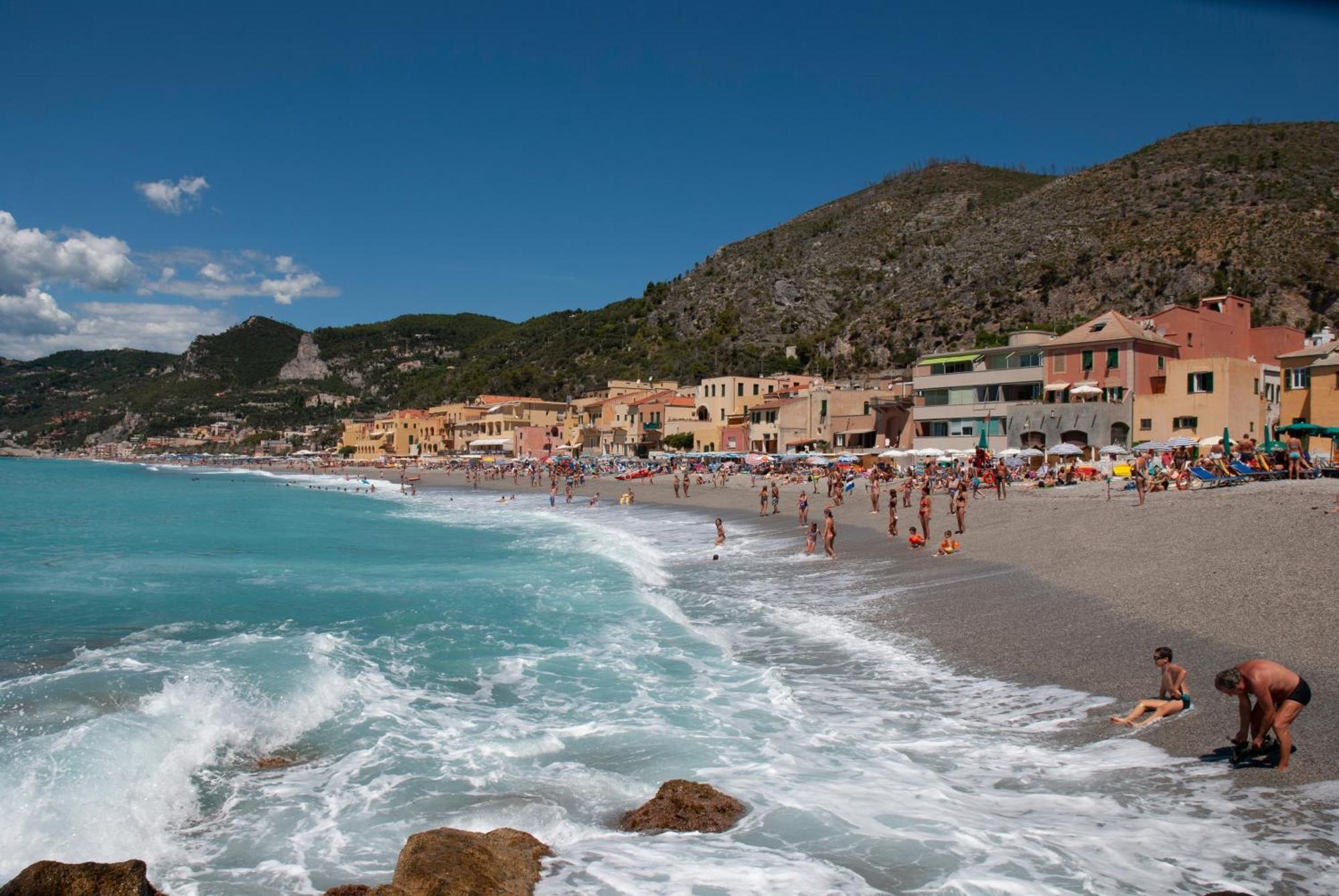 Fornaci 9 Rivieraholiday Pietra Ligure Exterior foto