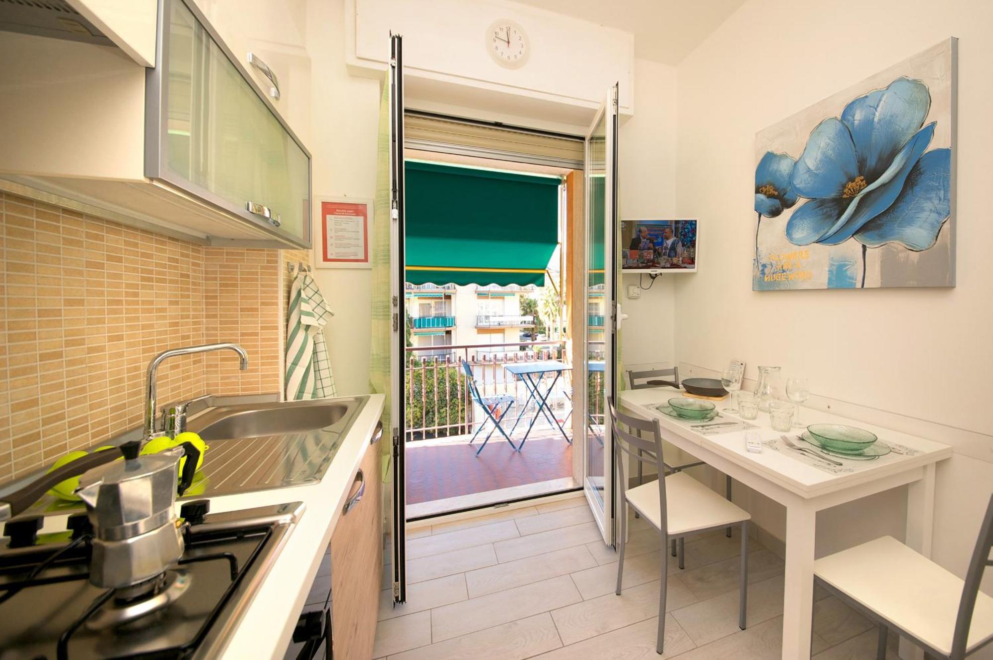 Fornaci 9 Rivieraholiday Pietra Ligure Exterior foto
